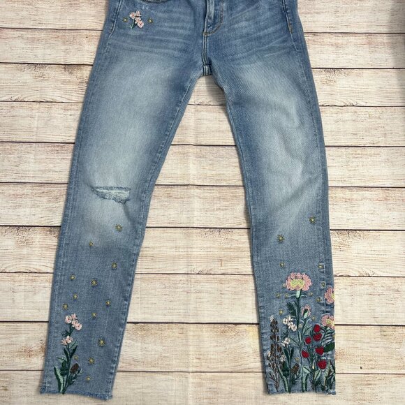 Driftwood Jackie Embroidered Jeans Size 26 Floral Distressed Light Wash Skinny - Picture 12 of 15